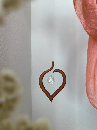 Fensterschmuck -  Kleines Lindenblatt mit Regenbogen-Kristall