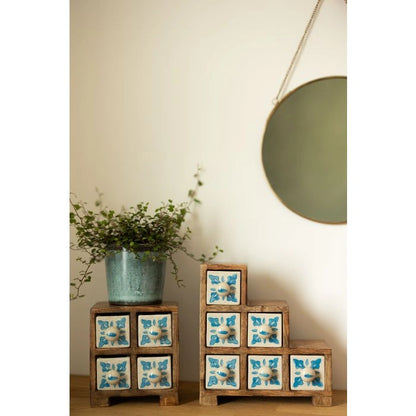 Kleine Keramikkommode