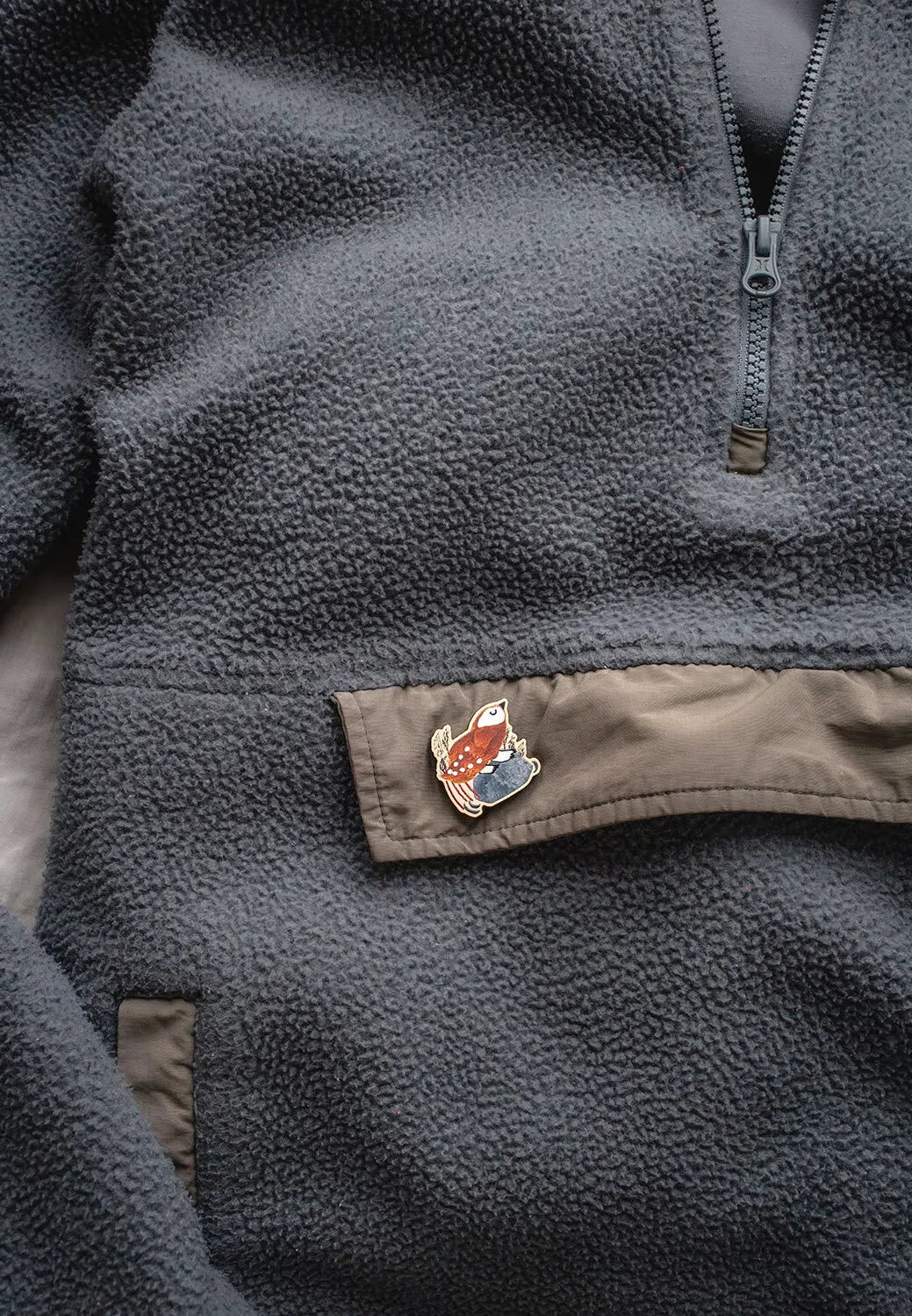 Krafttier-Pin Schneehuhn