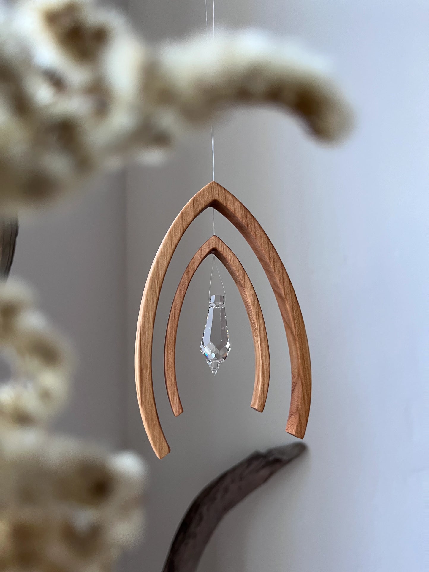 Fensterschmuck - Lanzett mit Regenbogen-Kristall