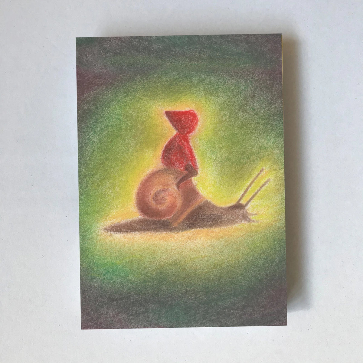 Postkarte Schnecke von Lot Bouwes A7: ein Wichtel reitet auf einer Schnecke