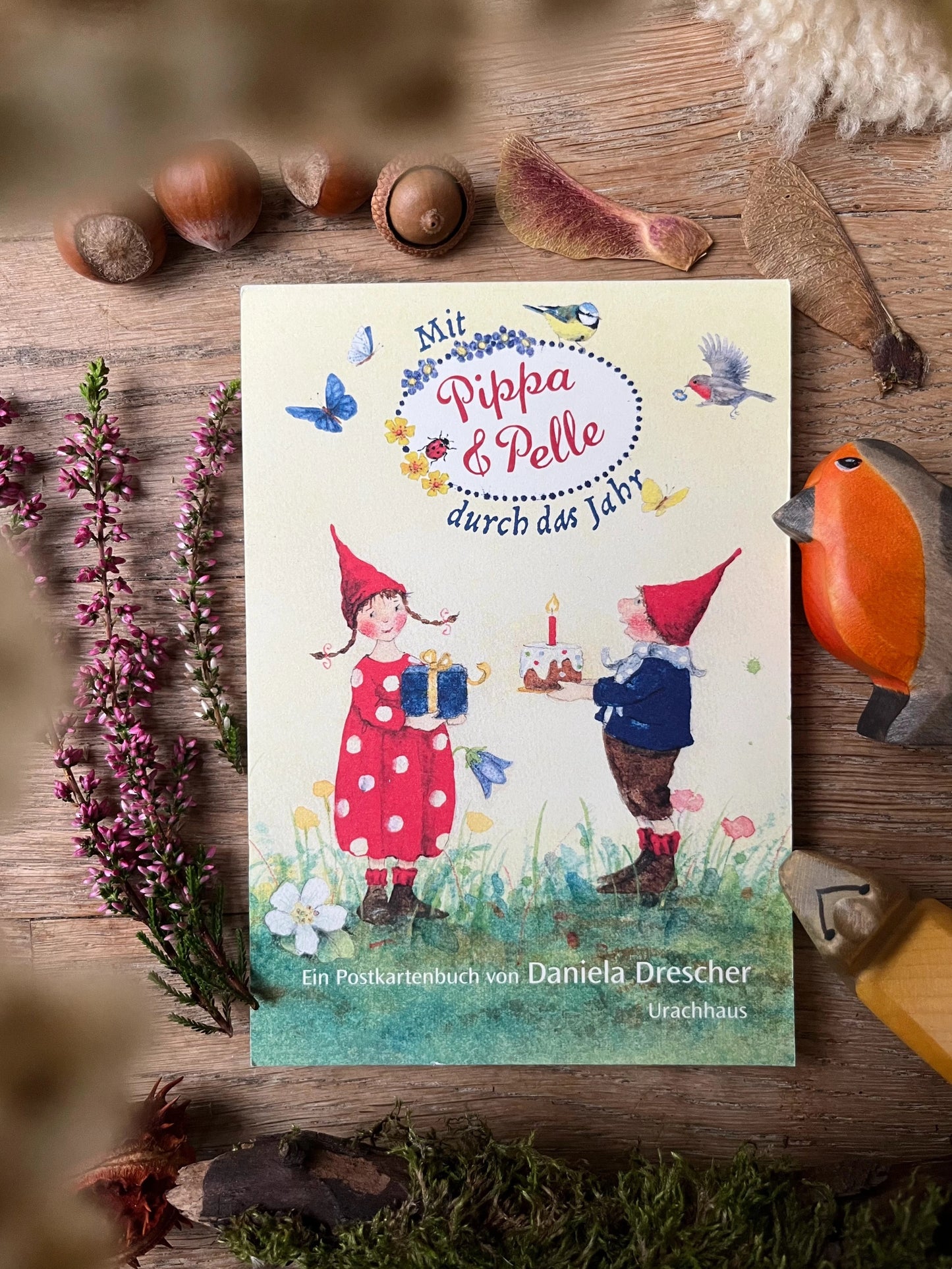 Postkartenbuch - Mit Pippa und Pelle durch das Jahr