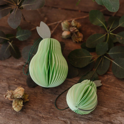 Papieranhänger Birne - hellgrün