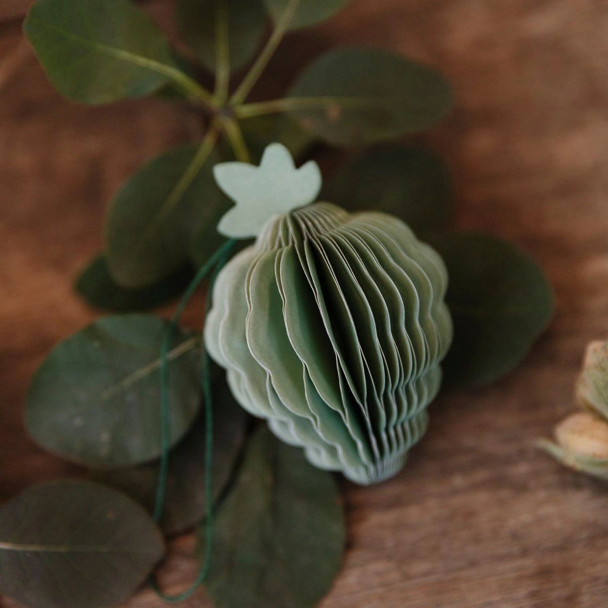 Papieranhänger Traube - grün