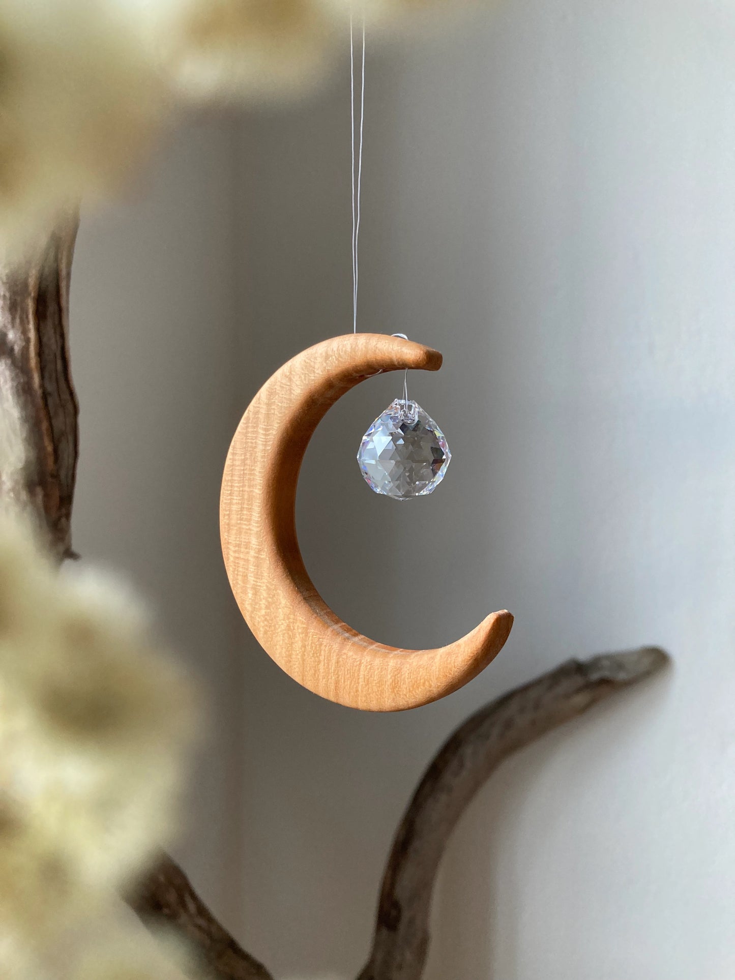 Fensterschmuck - Mond klein mit Regenbogen-Kristall