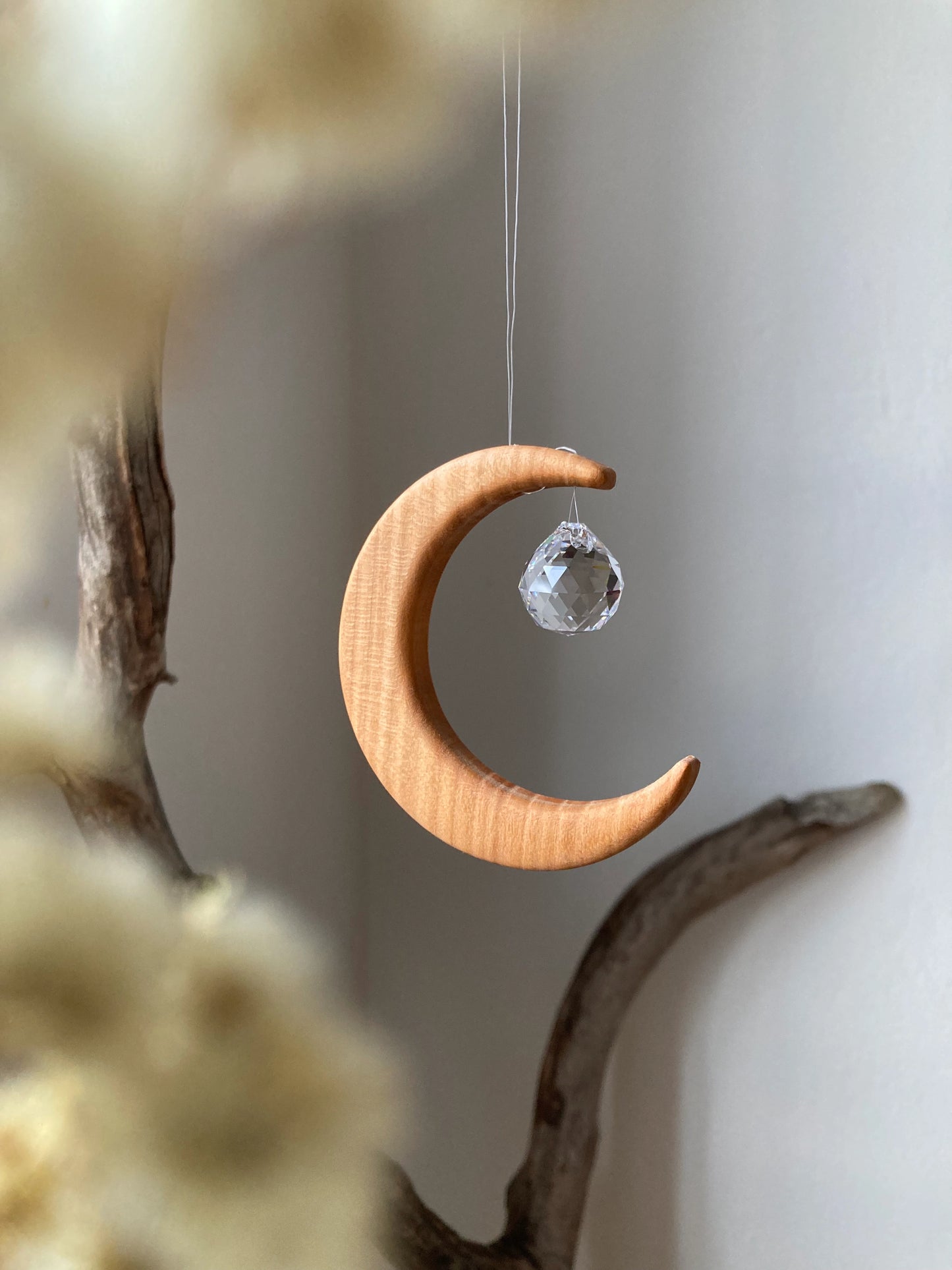 Fensterschmuck - Mond klein mit Regenbogen-Kristall