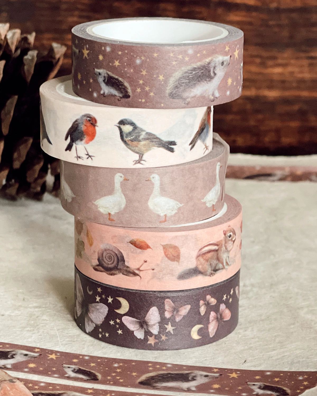 Washi Tape Mondscheinmotten von Iris Esther gestapelt mit weiteren Washi Tapes von Iris Esther, Foto