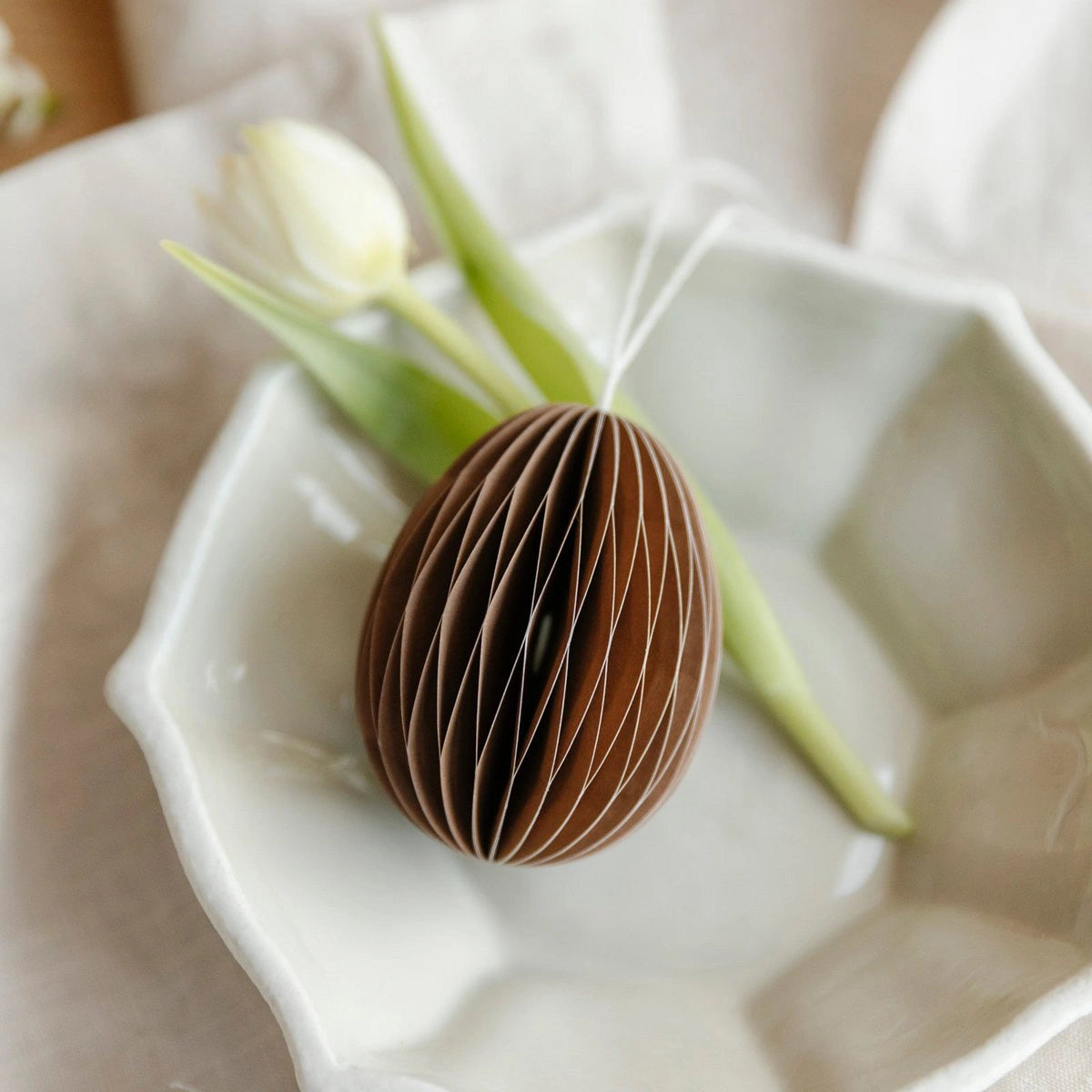 Osterdekoration Osterei aus Papier - braun - klein