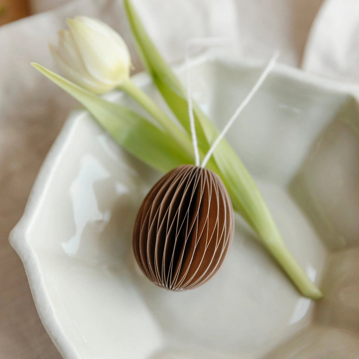Osterdekoration Osterei aus Papier - braun - klein