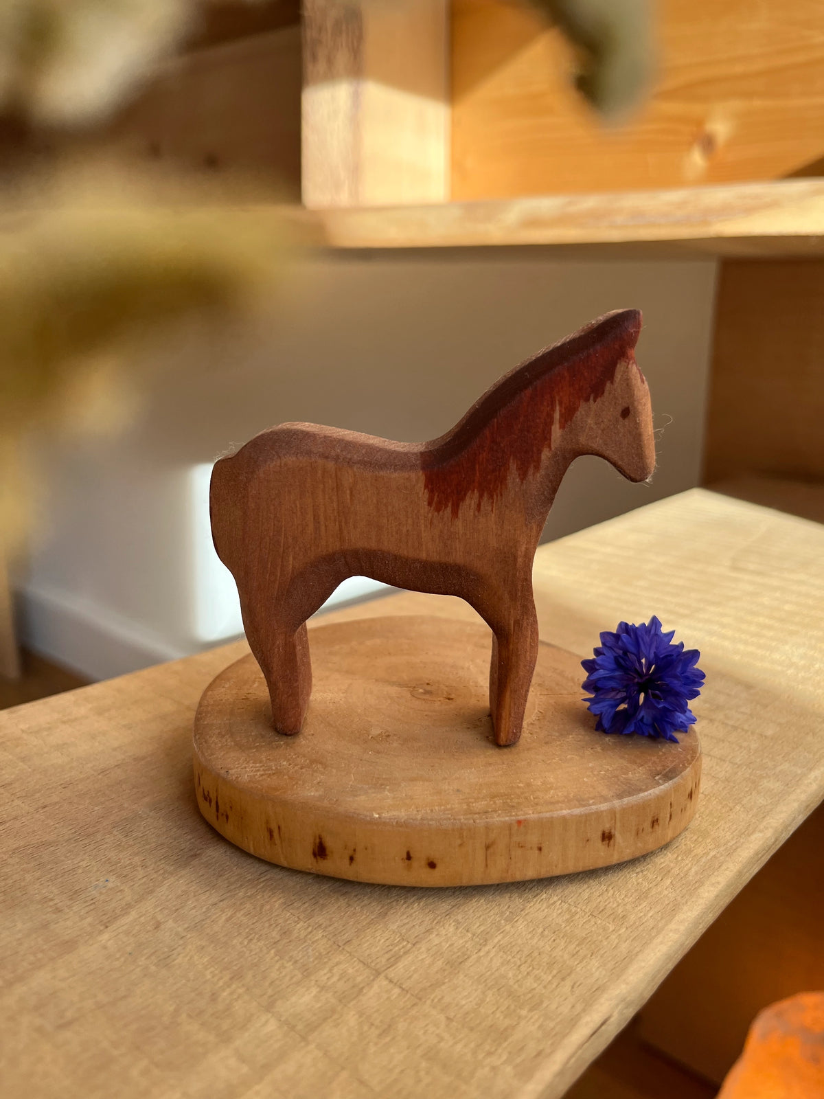 Holzfigur Pferd braun von Decor Spielzeug, Foto