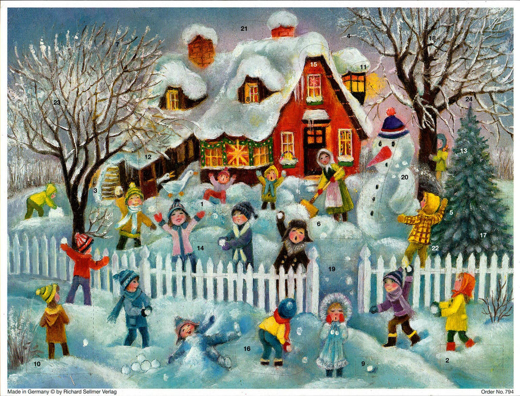 Adventskalender Schneeballschlacht vor dem Haus von Sellmer, Kinder im Schnee vor dem Haus