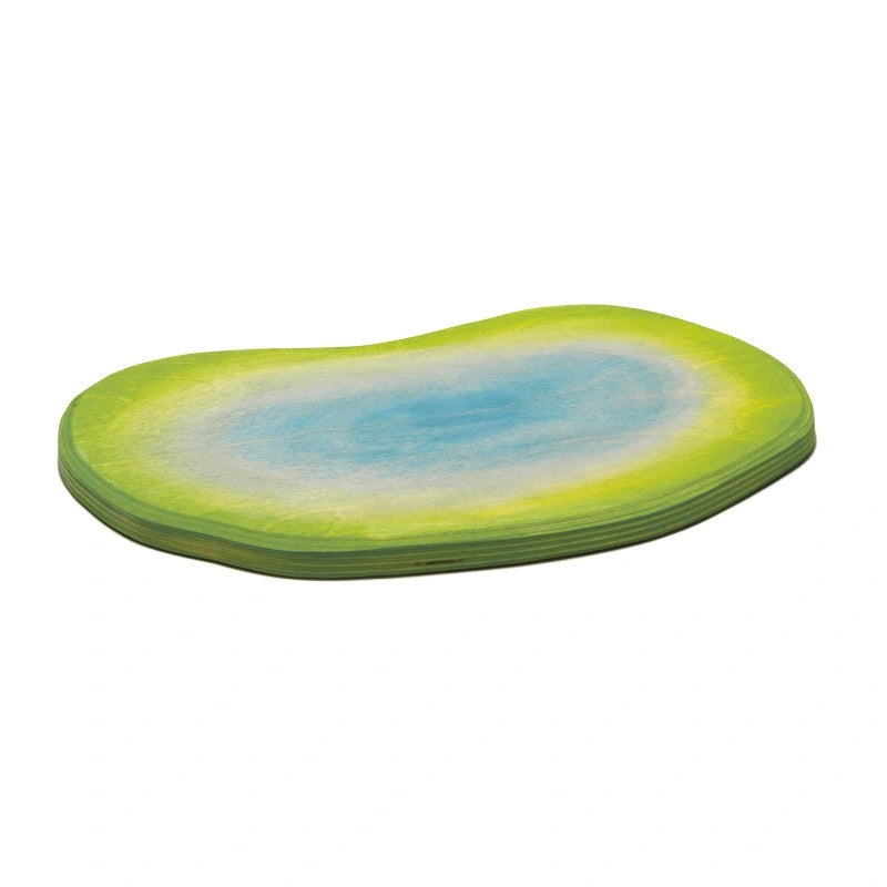 Ostheimer Teich, flache Holzplatte in Blau und Grün