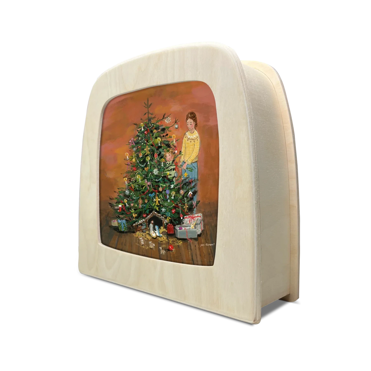 Toverlux Motiv Baum Traditionen von Gwen's Illustrations in der magischen Lampe, schräg von der Seite: Weihnachtsbaum wird geschmückt, darunter Krippe und Geschenke