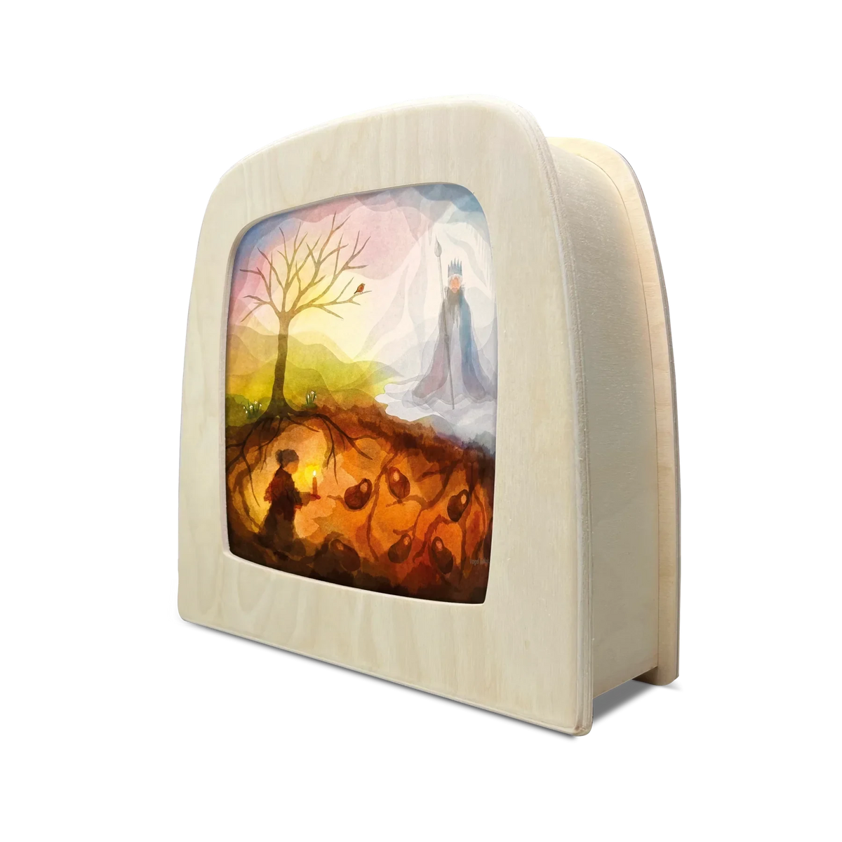 Toverlux Motiv Gaia und der König von Vogel Geluk in der magischen Lampe, schräg von der Seite: Mutter Erde mit Laterne unter der Erde und König Winter neben einem kahlen Baum