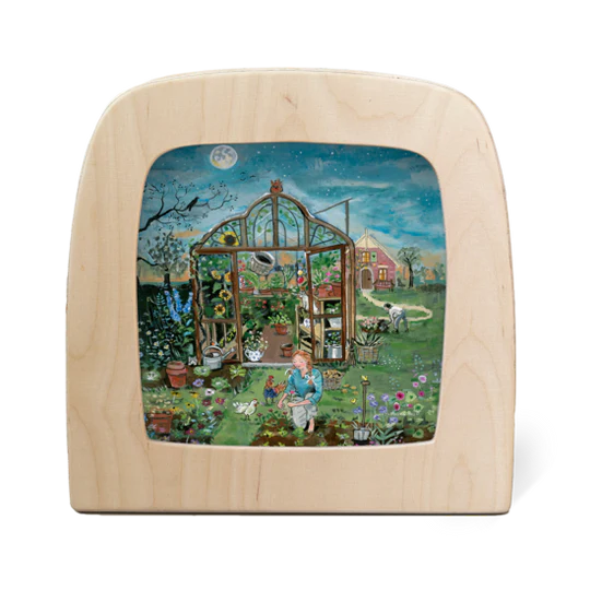 Toverlux Motiv Garten im Mondschein von Gwen's Illustrations in der magischen Lampe: Gewächshaus im Garten bei Mondschein mit Familie zwischen den Beeten