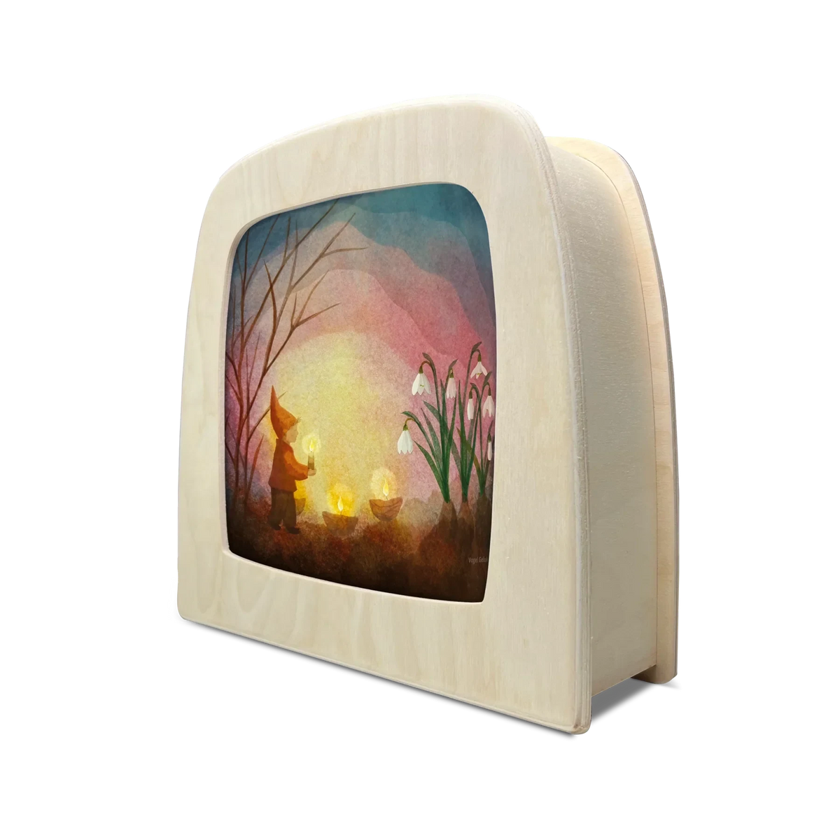 Toverlux Motiv Kindling Spring von Vogel Geluk in der magischen Lampe, schräg von der Seite: Wichtel mit Lichtern neben Schneeglöckchen in der Dämmerung