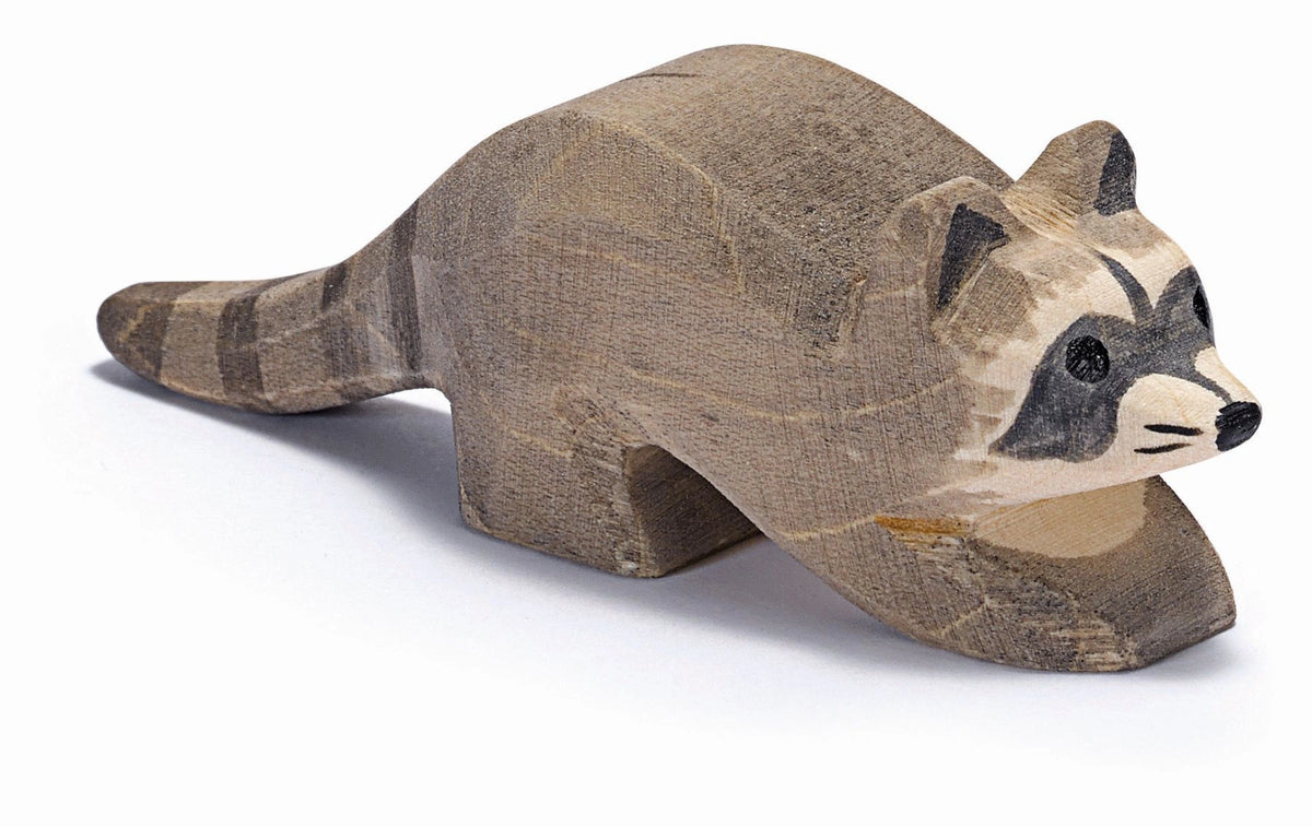 Ostheimer Waschbär klein, graue Holzfigur mit Maske